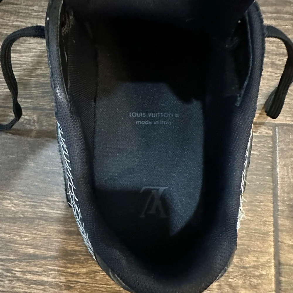 Louis Vuitton Monochrome Mesh Sneakers - Picture 6 of 11